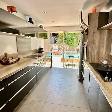 Дом отдыха Riviera Close To Center City, Ac, Pool Антиб