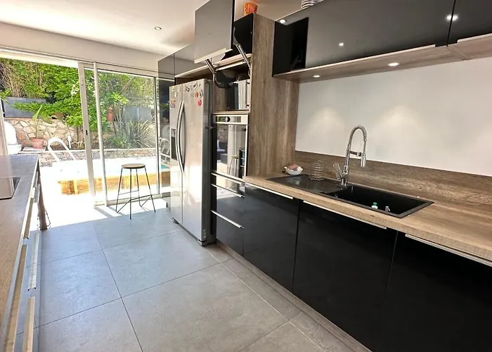 Riviera Close To Center City, Ac, Pool